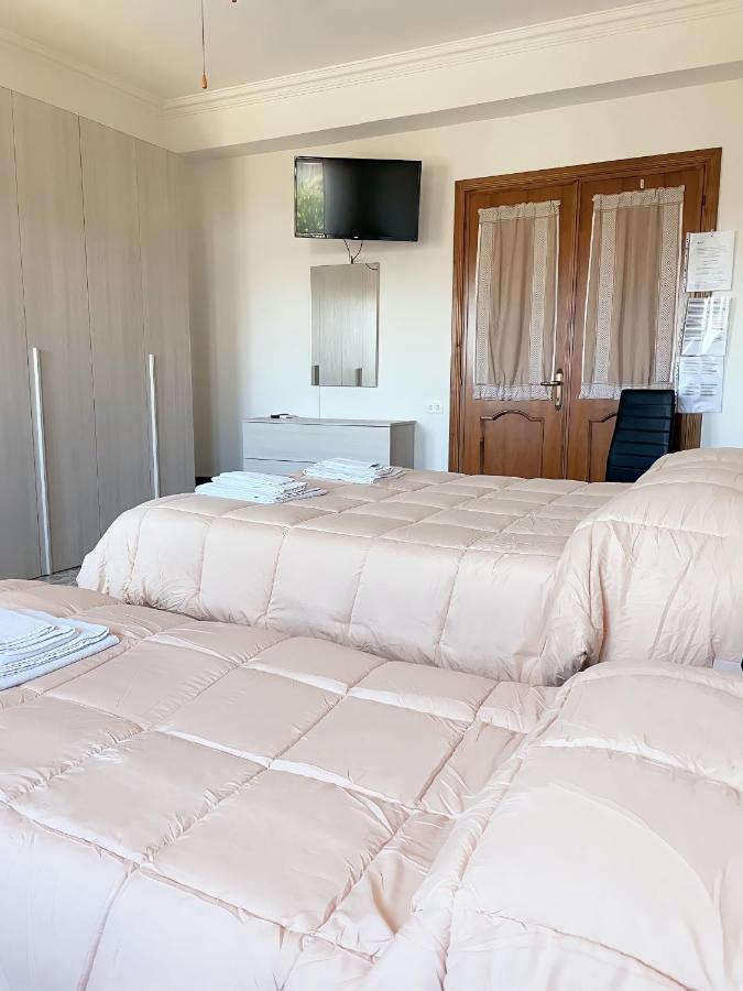 B&B Casa Degli Ulivi Нетуно Екстериор снимка