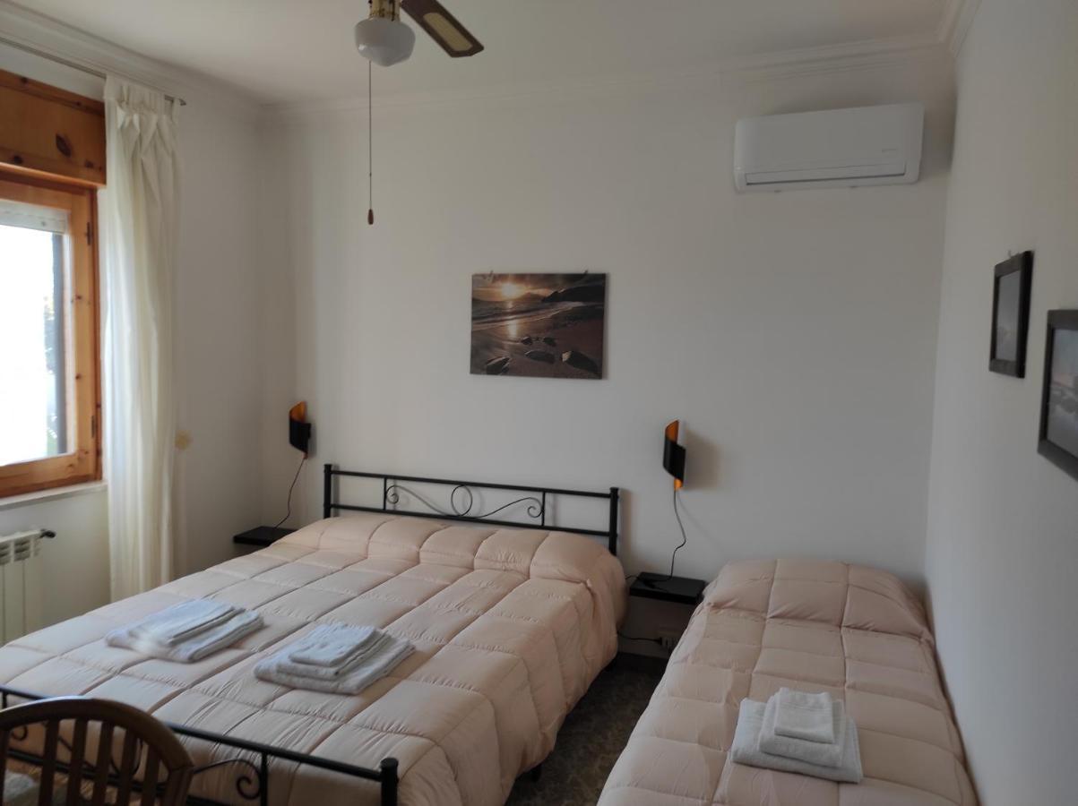 B&B Casa Degli Ulivi Нетуно Екстериор снимка