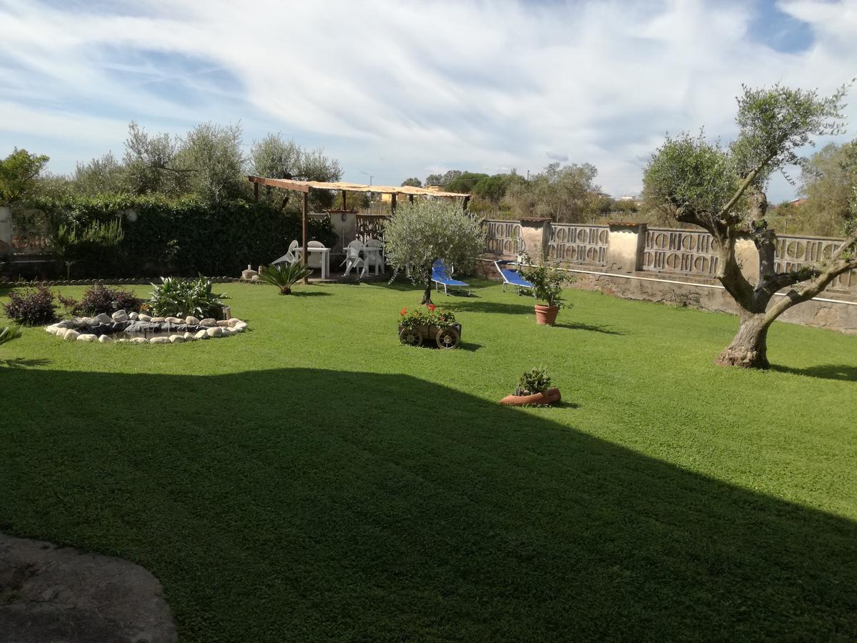 B&B Casa Degli Ulivi Нетуно Екстериор снимка